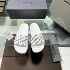 Balenciaga Slippers